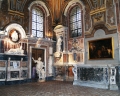 -”Sala del Comunichino” (room where the enclosed nuns could have contact with the public through a grille), containing the base of the tomb of Mary of Hungary, monuments and tombstones of the church of Donnaregina Vecchia.   